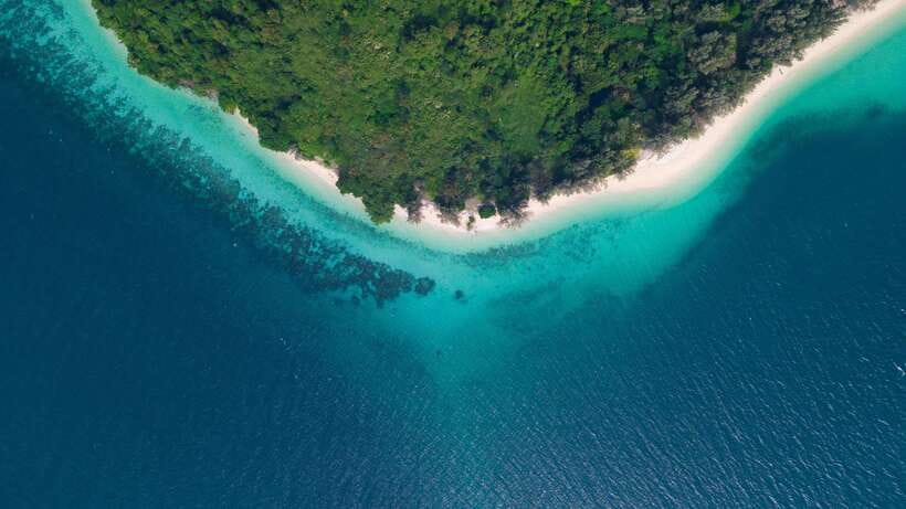 4-Island Tour from Koh Lanta to Koh Kradan with Beach Lunch - Koh Lanta Start: Pickup Timing and Longtail-Boat Reality