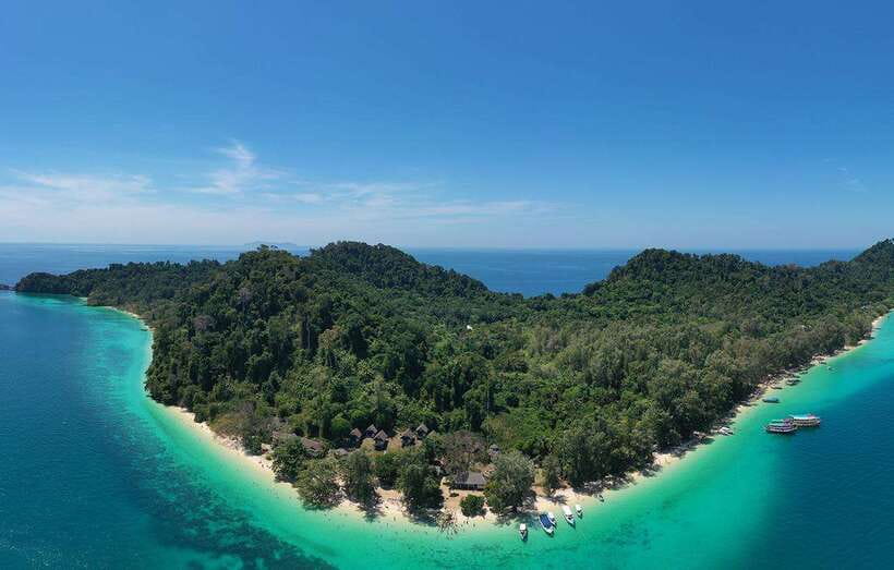 4-Island Tour from Koh Lanta to Koh Kradan with Beach Lunch - Safety and Comfort: Snorkeling Tips That Keep the Day Fun