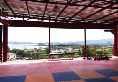 Ao Nang, Krabi: 90-Minute Muay Thai Lesson - Your first lesson: warmup, wraps, gloves, then the 8-limb basics