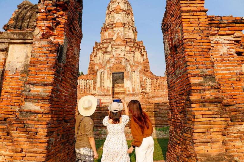 Ayutthaya One Day: Famous Temples & Bang Pa-In Palace Tour - Key Things I’d Bet You’ll Care About