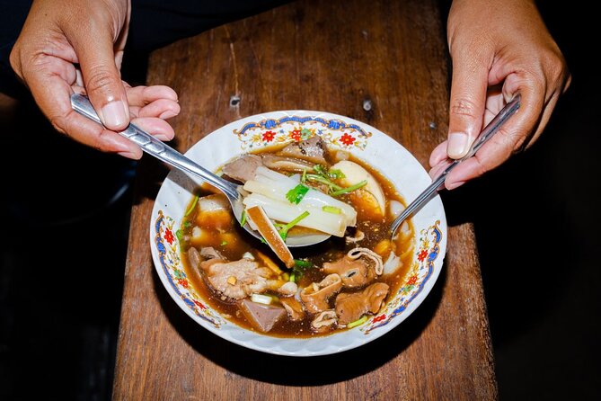 Baba Tastes Phuket Food Tour with 15+ Tastings - Where to meet: the Jui Tui area start makes the walk make sense