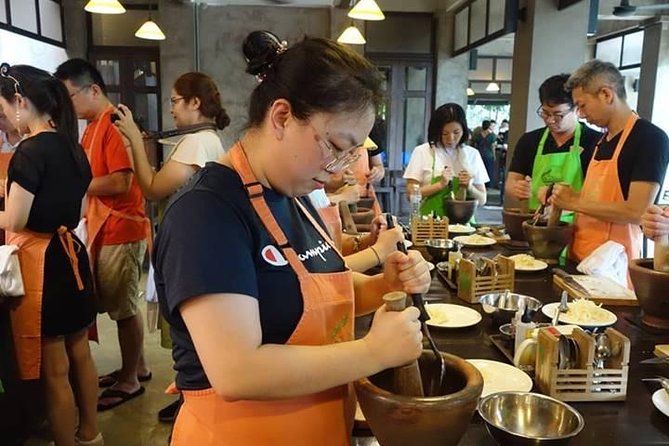 Baipai Thai Cooking School Class in Bangkok - Take-Home Recipes: Cards, Cookbook, and Real-World Substitutions
