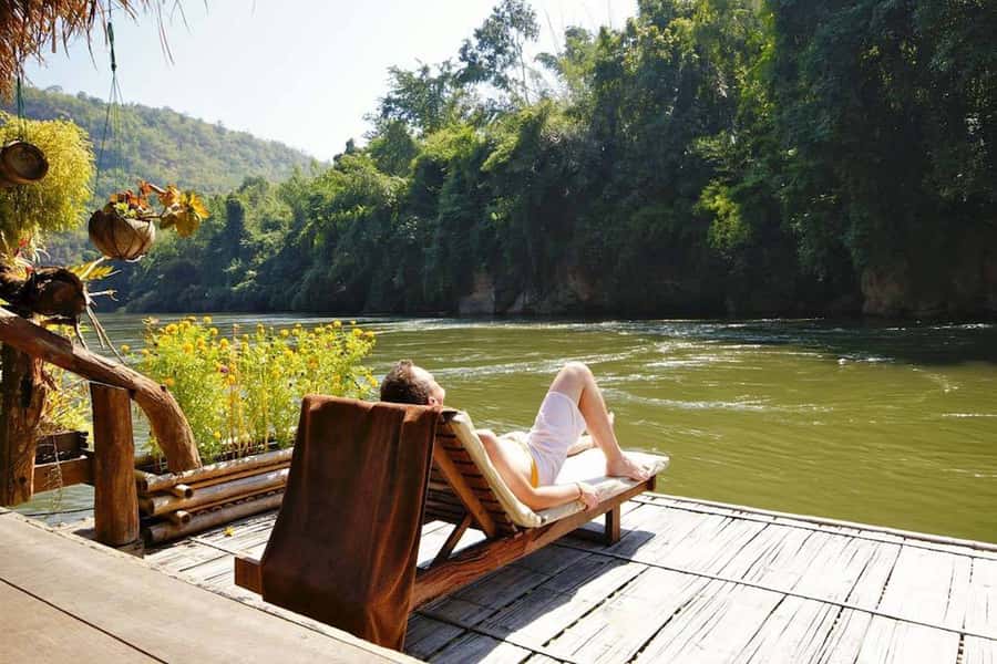 Bangkok: 2-Day River Kwai Trip with Floating Hotel and Meals - Dinner, breakfast, and the practical rhythm of meals
