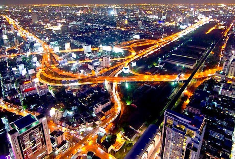 Bangkok: Baiyoke Tower Balcony Buffet & Observation Deck - 84th-floor Revolving View Point: the 360 experience (and when it shines)