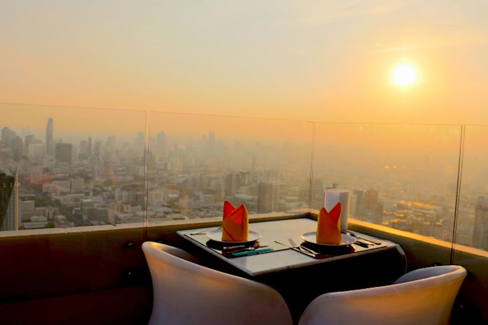 Bangkok: Baiyoke Tower Balcony Buffet & Observation Deck - Practical logistics: how to get the best table and avoid common headaches