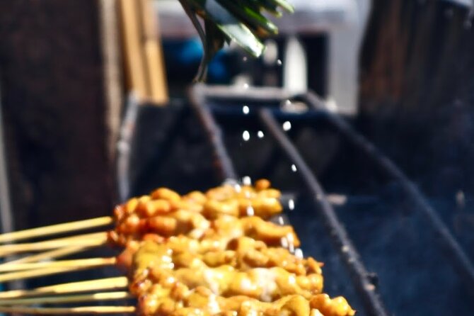 Bangkok by Night Food Tour with 10+ Tastings in Chinatown - Who Should Book This Chinatown Food Walk