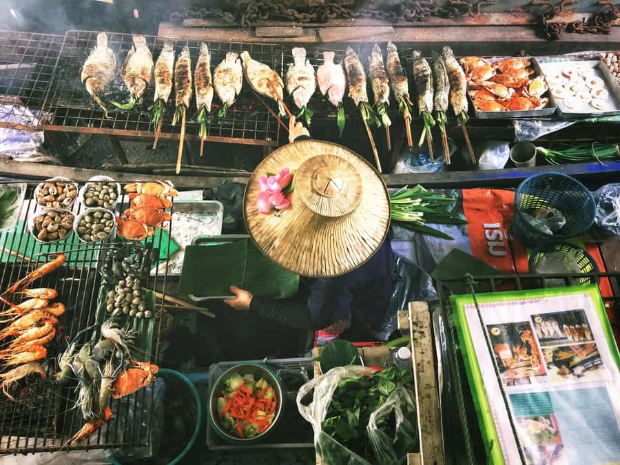 Bangkok: Chinatown by Night Walking Tour - Meeting Point at Hua Lamphong: Start Without Stress