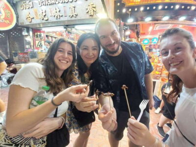 Bangkok: Chinatown Food Tour with Michelin Food Stalls - Why Thai-Chinese street food works best with a guide