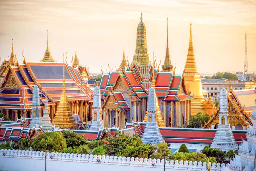 Bangkok: City Highlights Temple and Market Walking Tour - Wat Phra Kaew: what you’re seeing inside the most sacred grounds