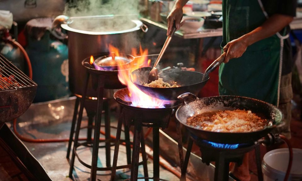 Bangkok: Discover a Taste of Chinatown – 2 Hr Walking Tour - Key highlights