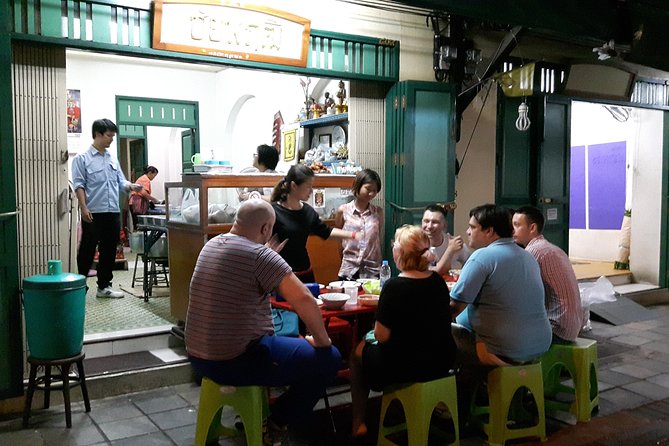 Bangkok Evening Street Food Tuk Tuk Adventure - Tuk tuk ride: the fun part that also solves navigation