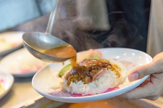 Bangkok Food Tour of Bang Rak with Local Guide - The short cultural breaks: Masjid Ban U and the Prince Theatre area