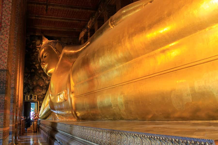 Bangkok: Highlights, Temples, and Canal Tour with Lunch - Thai street-food lunch at River City Bangkok: fuel before the boats