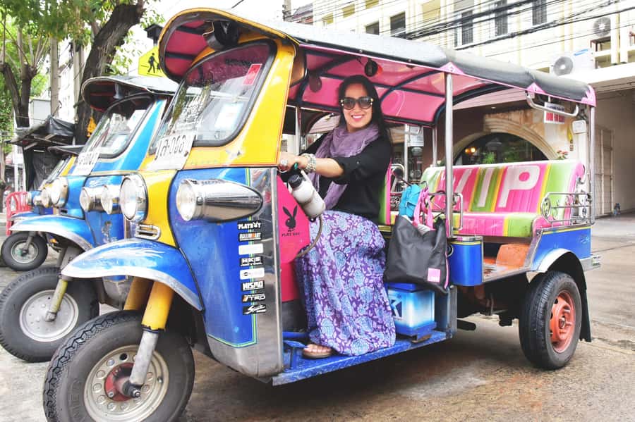 Bangkok in a Day: Must-Visit Highlights Tour with a Guide - Chinatown and the old-market wander: where the day turns sensory