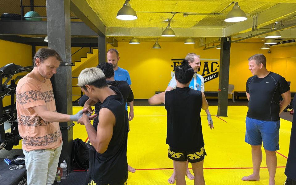 Bangkok: Learn 1-1 Muay Thai + Free Muaythai Shorts & Pickup - Getting to FITFAC: BTS/MRT convenience and the Ploenchit option