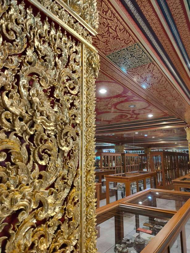 Bangkok: Longtail Boat Canal Tour to Wat Arun - Who Should Book This Tour (and Who Should Not)