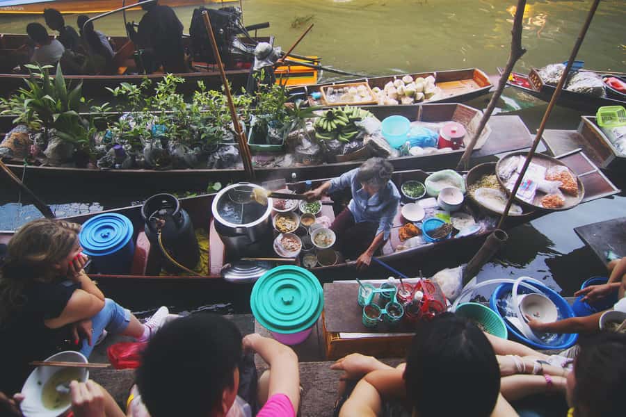 Bangkok: Maeklong Train Market & Floating Market Day Tour - Your full 8-hour flow: what happens at each stop