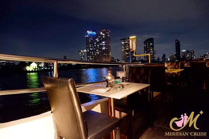 Bangkok Meridian Dinner Cruise from ICONSIAM - Food quality, buffet lines, and drink reality check