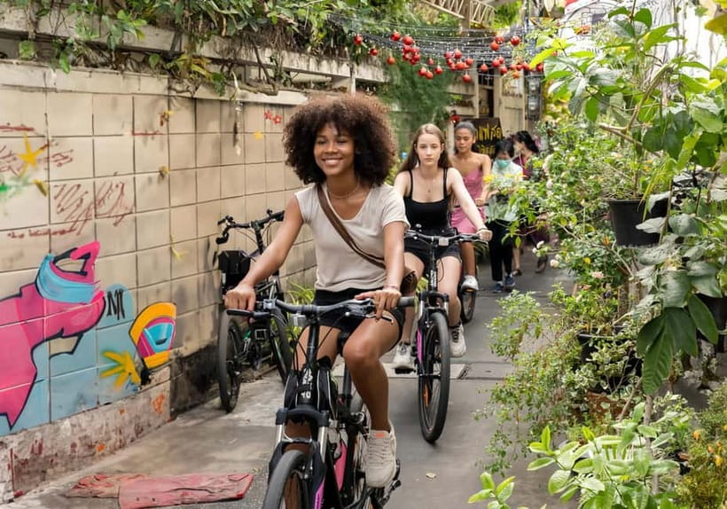 Bangkok: Must-Try Hidden Bike & Food Experience - Local Restaurant Stop: Thai Street Food You Can Actually Picture Later