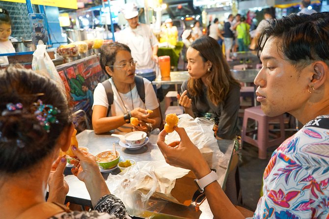 Bangkok Night Michelin Foodie Tour in Chinatown with 15+ tastings - Alcohol note for Buddhist alcohol-free days