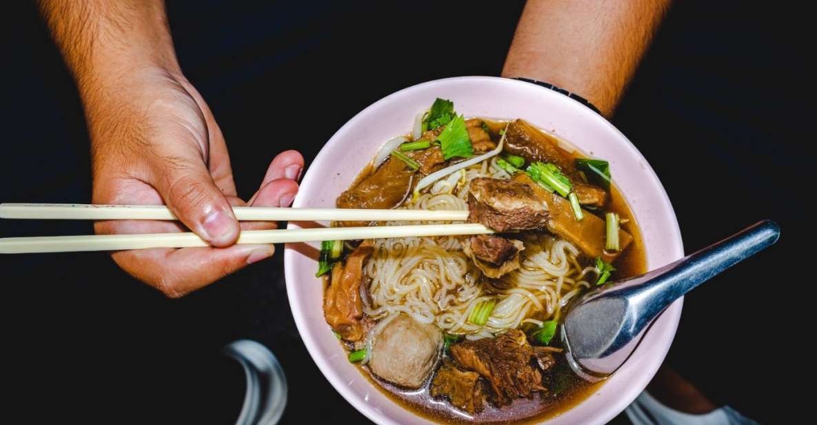 Bangkok: Old Siam Food Tour with 15+ Tastings - Tuk-Tuk Time: Turning Corners Without Losing the Fun