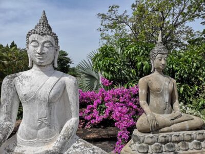 Bangkok: Private Ayutthaya and Bang Pa-In Summer Palace Tour - Getting out of Bangkok: timing, comfort, and heat management