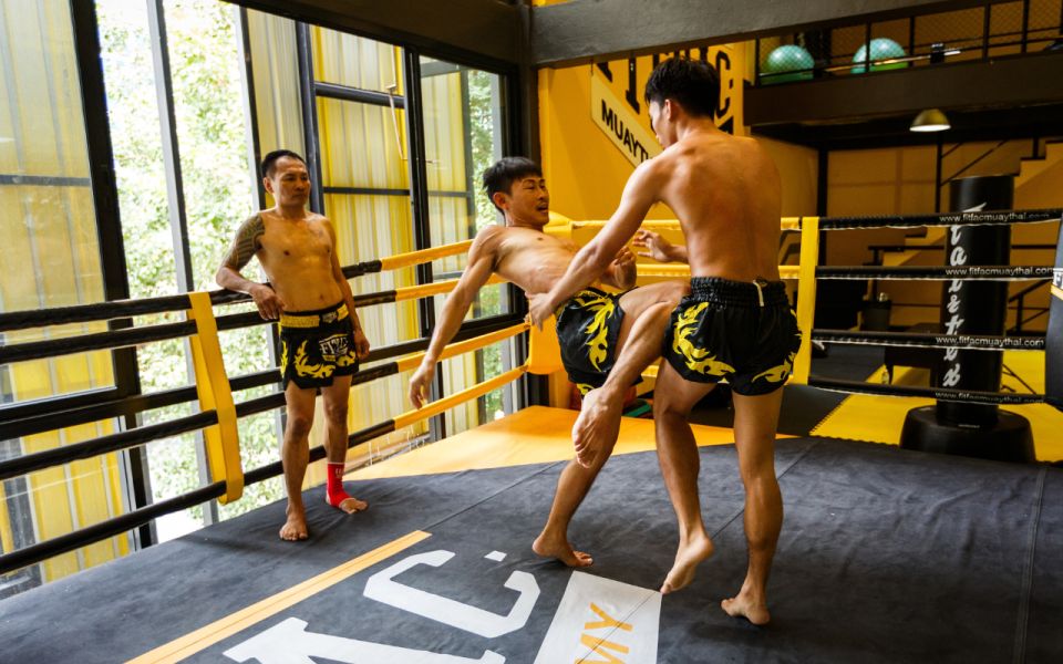 Bangkok: Private Muaythai Martial Arts Lesson & Hotel Pickup - Should you book the private Muay Thai lesson?