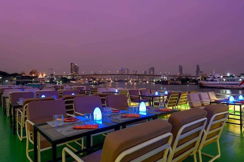Bangkok: Royal Princess River Dinner Cruise with Live Music - Key things I’d bet on before you go