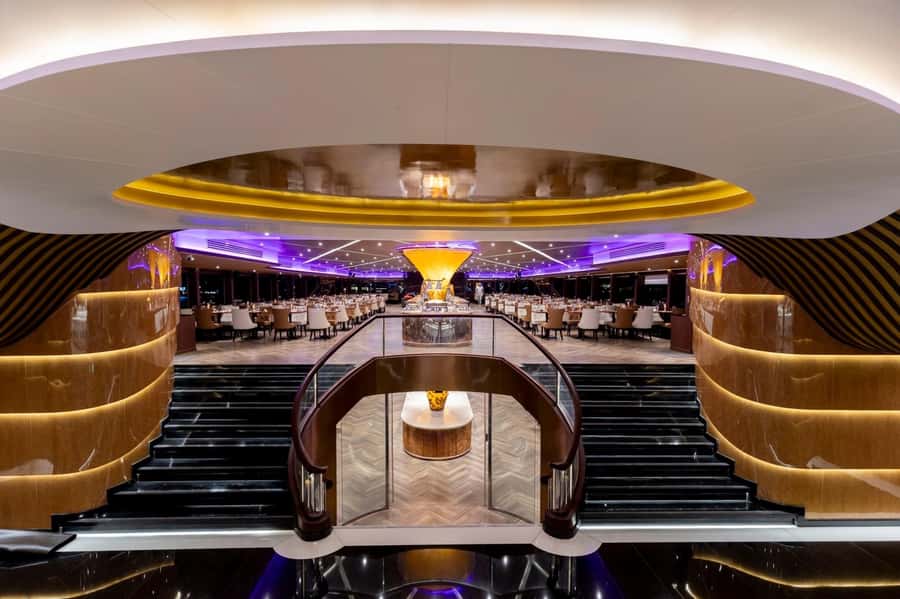 Bangkok: The Opulence Buffet Dinner Cruise with Live Band - Should you book the Opulence Buffet Dinner Cruise?