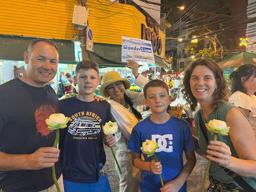 Bangkok Tuk-Tuk by Night with Chinatown Street Food Meal - Should You Book This Bangkok Night Tuk-Tuk Tour?