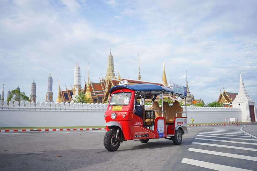 Bangkok: Tuk Tuk Day Pass App & Boat Chao Phraya River - Bangkok by Electric Tuk Tuk and Chaopraya Boat in One Day
