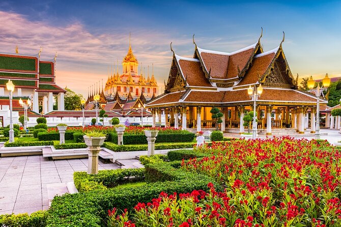Bangkok Tuk Tuk Tour - Hotel-pickup & Dinner - Stop 5: Khao San Road for a quick taste of Bangkok’s party core