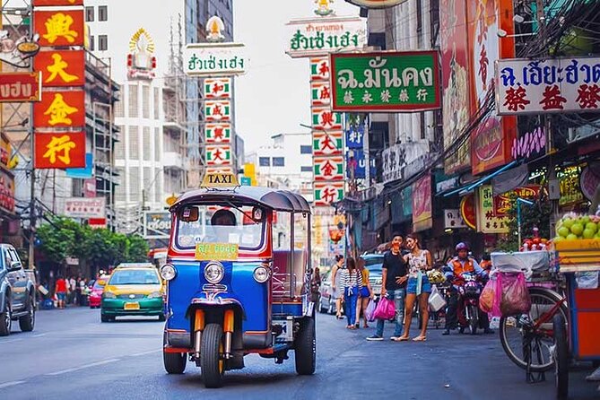 Bangkok Tuk Tuk Tour - Hotel-pickup & Dinner - Hotel pickup at 4:30 pm: how to plan your evening clock