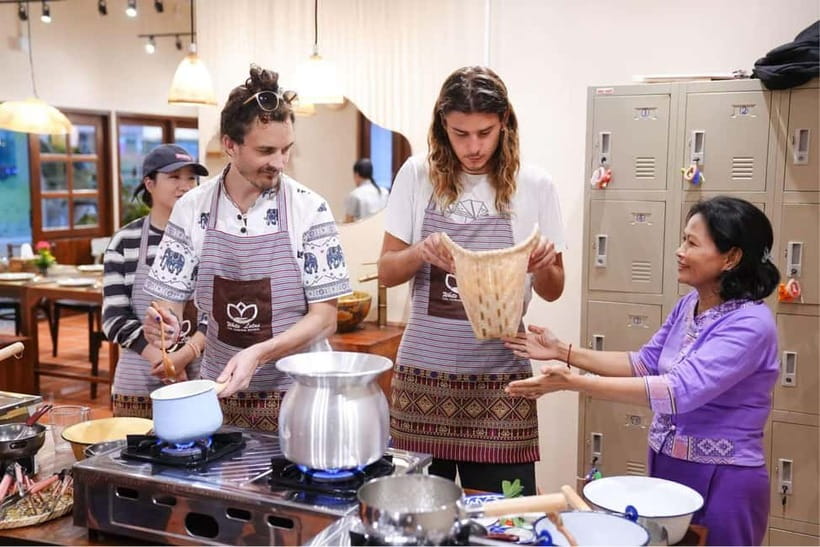 Bangkok: White Lotus Thai Cooking Class with Market Tour - Key things that make this class worth your time