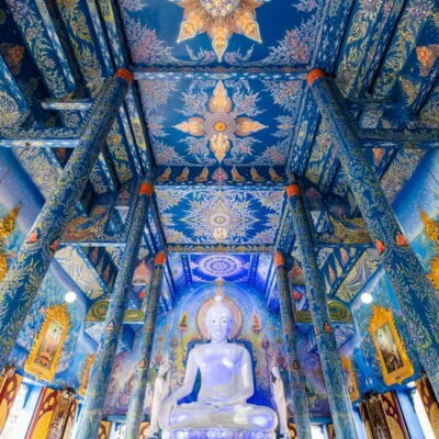 Chiang Mai: Chiang Rai Famous Temples & Hot Springs Day Trip - Getting There: Small Shared Vans and a Long Drive