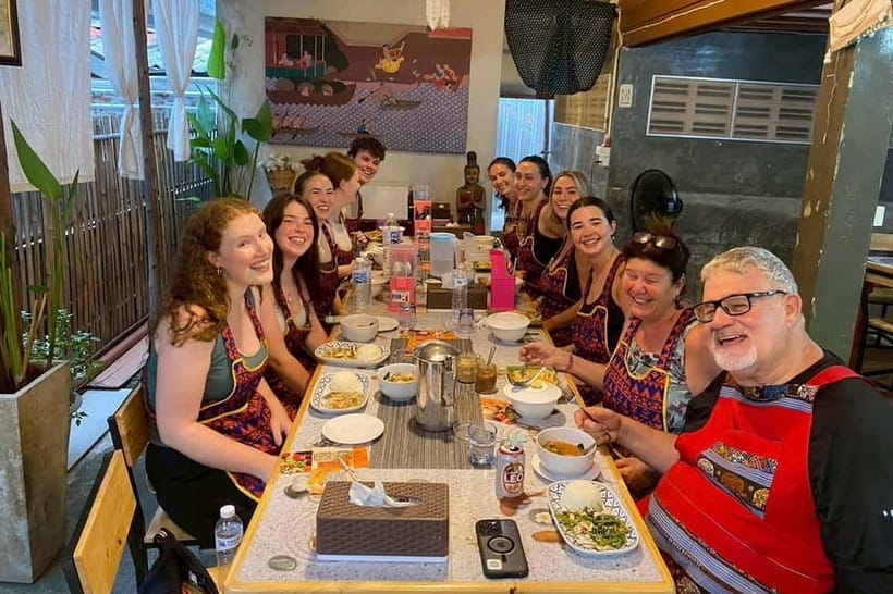 Chiang Mai: Cooking Class with Market Tour and Pickup - Key things that make this cooking class worth your time