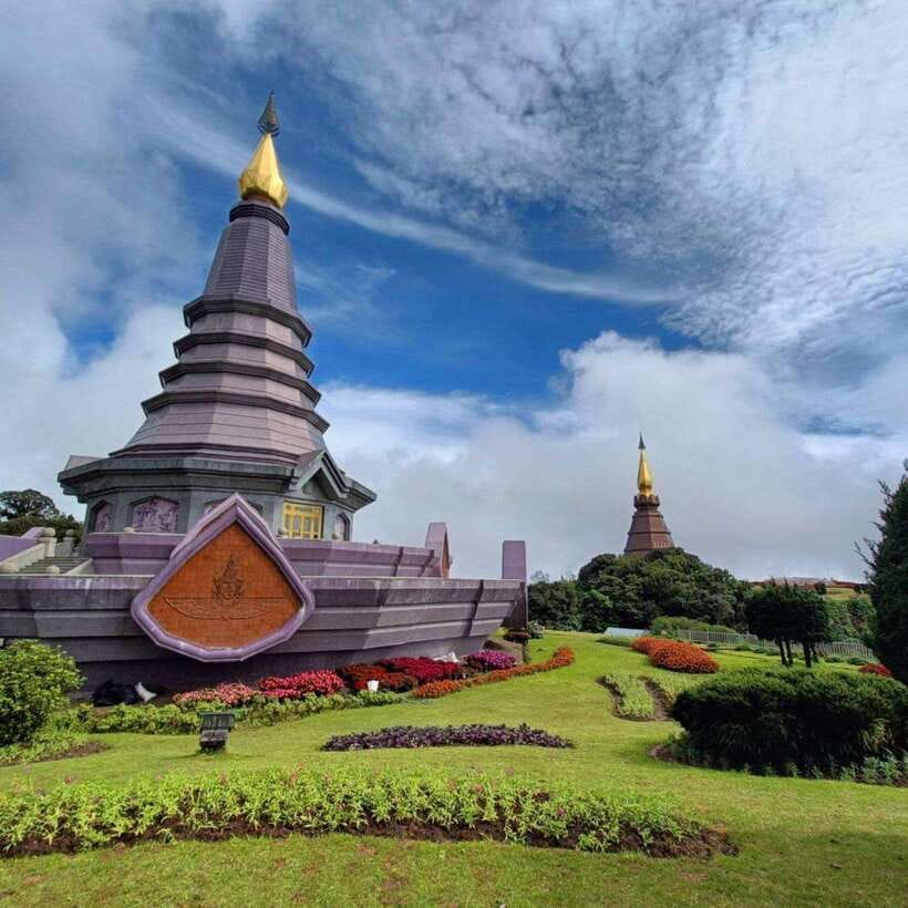 Chiang Mai: Doi Inthanon National Park & Waterfall Day Tour - Doi Inthanon at 2,565 meters: what changes when you leave the city