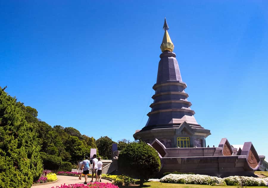 Chiang Mai: Doi Inthanon National Park with Ticket & Lunch - Thailand’s highest peak stop: what you’ll actually do up top