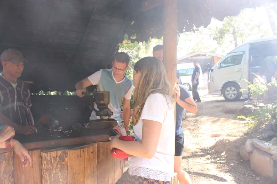Chiang Mai: Doi Inthanon National Park with Ticket & Lunch - Lunch at Inthanon Royal Project Restaurant: why this matters
