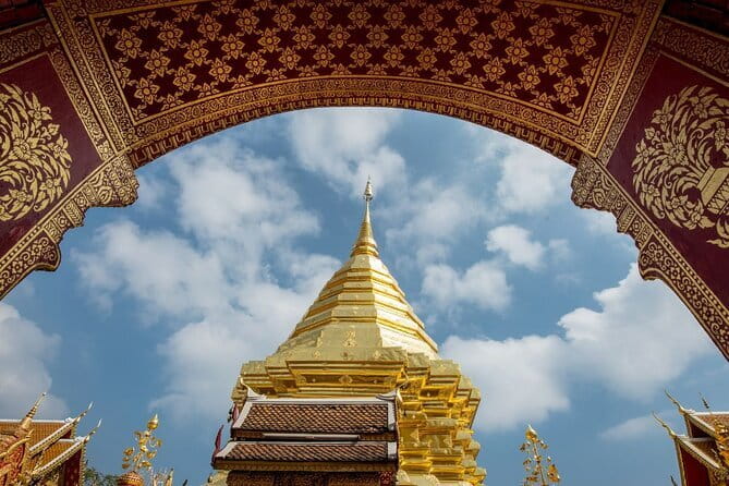 Chiang Mai Doi Suthep Temple and Wat Pha Lat Hike - Price and value: what you pay, what you add in cash