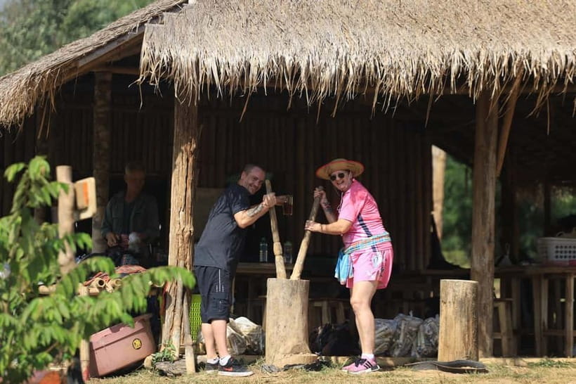 Chiang Mai: Elephant Sanctuary Bamboo Raft & Padthai Cooking - The vegetarian Pad Thai workshop: cooking your lunch the Thai way
