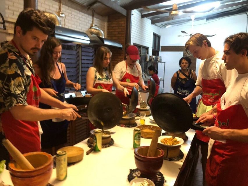 Chiang Mai: Evening Cooking Class and Local Market Visit - Hotel Pickup in Central Chiang Mai: The Easiest Part of the Night