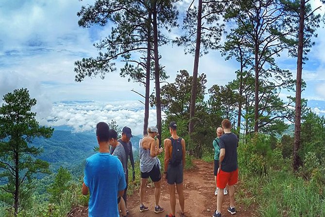 Chiang mai Hike & Downhill Bike Adventure –Suthep National Park - Stop 3 at Khun Chang Khian: Hmong village rest, light lunch, and views