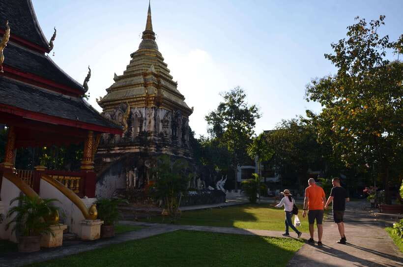 Chiang Mai: Historic Temples and City Guided Walking Tour - Why This 3-Hour Old City Temple Walk Is Such a Smart First Pick