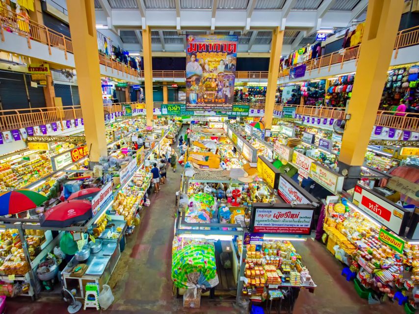 Chiang Mai: Local Food and Markets Guided Walking Tour - Choosing the Right Time: Beat Closures and Heat