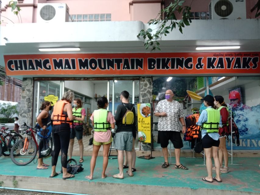 Chiang Mai: Ping River Night Kayaking into City Center - Key things that make this night paddle work