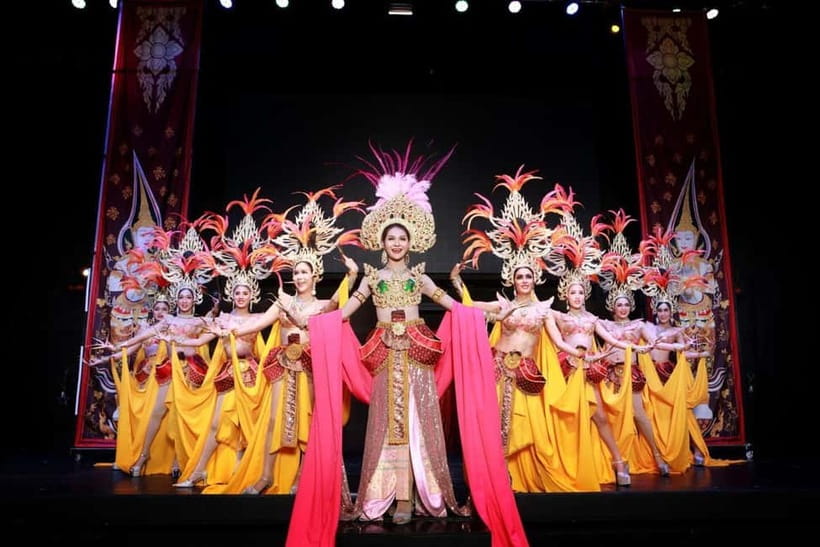 Chiang Mai: Siam Dragon Cabaret Show with Optional Transfer - The photo line after the show: tips, cash, and boundaries