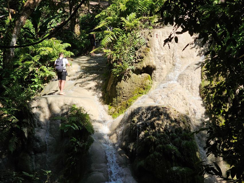 Chiang Mai: Sticky Waterfall Half-Day Tour & Hotel Transfers - Getting There From Downtown: Songthaew Transfers and the Best Departures
