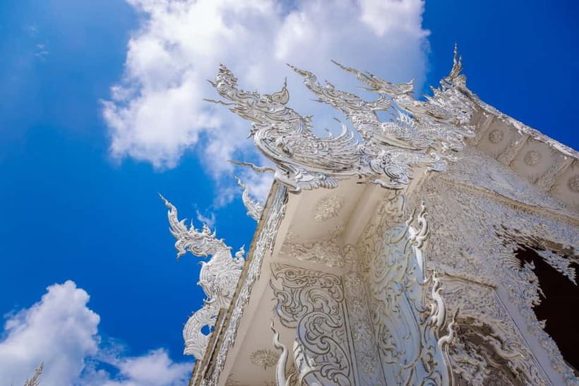Chiang Mai: White, Red/Black & Blue Temples Tour with Lunch - Price and value: what you’re really paying for at $33