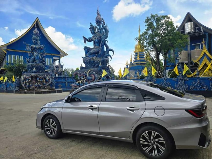 Chiang Rai: Private Tour with Driver and Custom Itinerary - Wat Rong Suea Ten and Wat Huay Pla Kang: color, then height